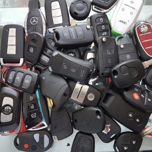 چالش‌های امنیتی در ریموت کنترل خودروها